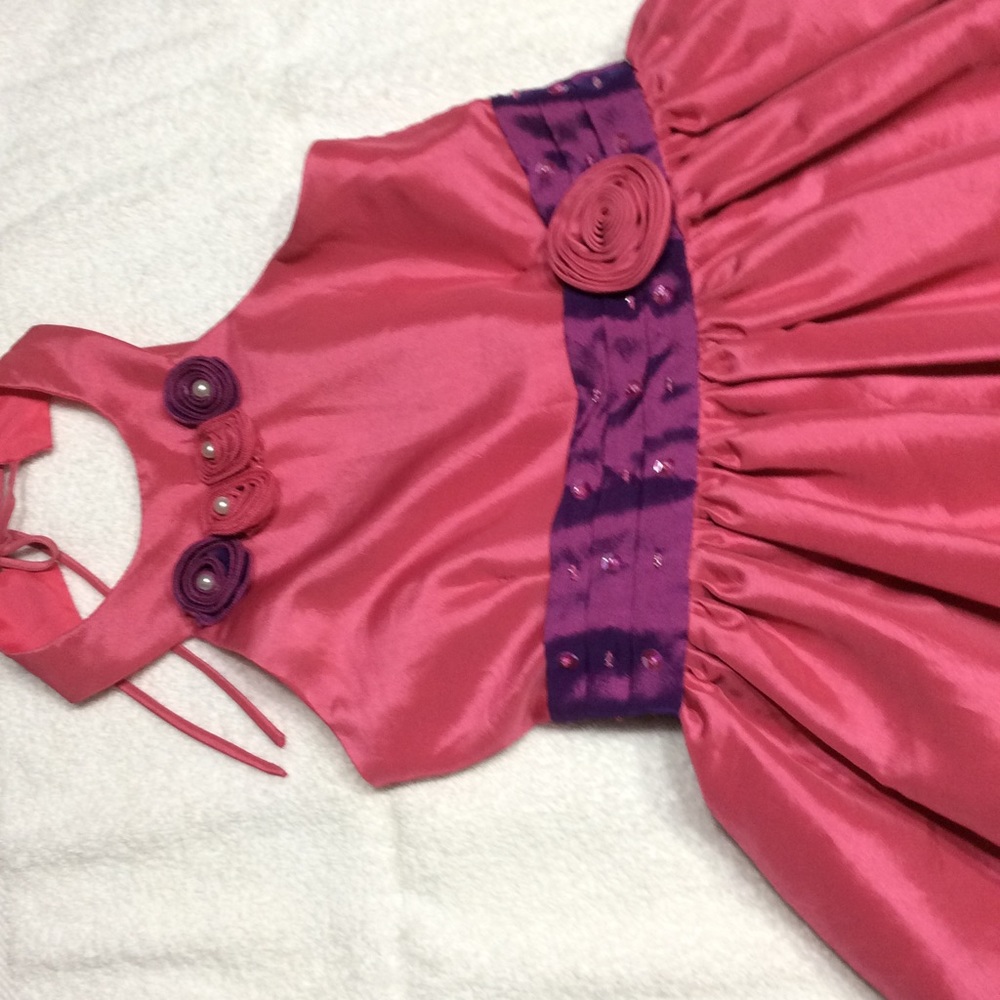 Dress - Picture 2 of 5